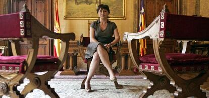 Francina Armengol posa en el Consell de Mallorca en 2007.