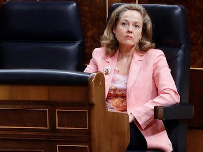 Nadia Calviño, vicepresidenta económica, durante una sesión de control al Gobierno en el Congreso.