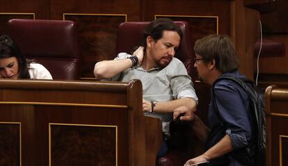 Pablo Iglesias i Xavier Domènech, al Congrés.