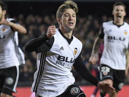 Vietto celebra el segundo del Valencia.