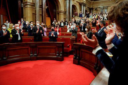 Investidura de Pere Aragonès (en el centro), este viernes en el parlamento de Cataluña.