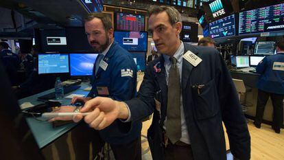 El Dow Jones se desploma un 4,6% en su peor sesión desde 2011