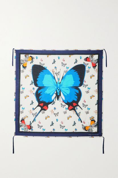 Este pañuelo de Rag & Bone con estampado de mariposas y rematado con borlas, cuenta con un tamaño XL perfecto para poder llevarlo como top, al más puro estilo años 90.

189,06€