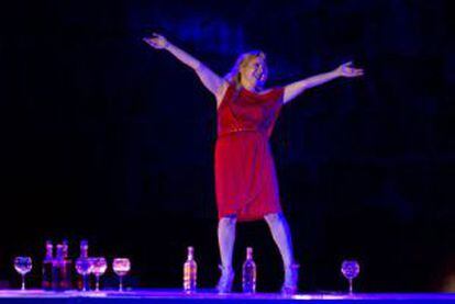 Carmen Machi en una escena de la obra "Juicio a una zorra"