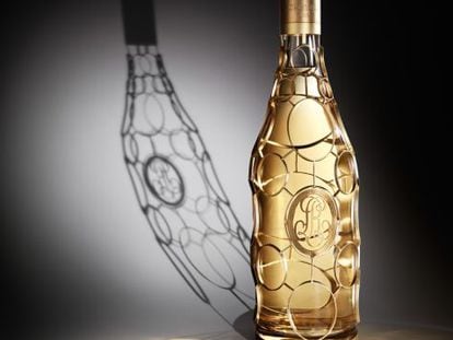 La botella Cristal Orfèvre 2002 de Louis Roederer.