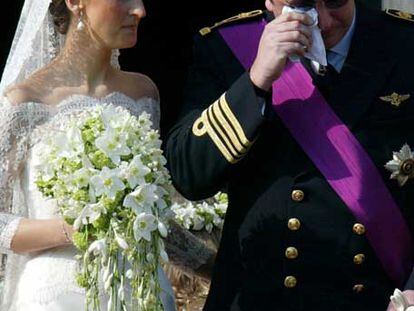 El príncipe Laurent, tras su boda con Claire Coombs en abril de 2003.