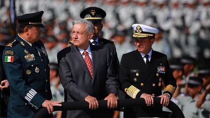 El general Luis Cresencio Sandoval, Andrés Manuel López Obrador y Jose Rafael Ojeda. 