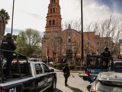 Un operativo policial en la ciudad de Fresnillo, en el Estado de Zacatecas, tras el asesinato de Juan Pérez Guardado, el 8 de febrero de 2024.