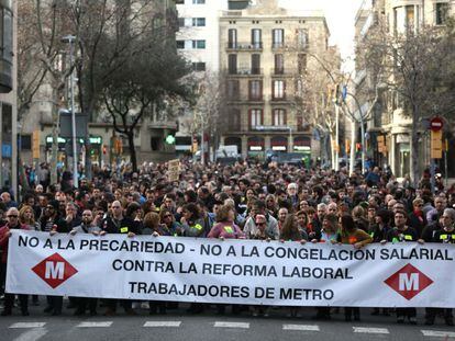 Manifestaci&oacute;n de trabajadores de Metro este lunes en Barcelona. 