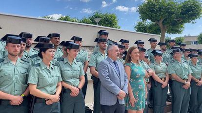 La delegada del Gobierno de Castilla y León, Virginia Barcones, con los 175 guardias civiles que se incorporaron el pasado 3 de julio en prácticas a cuarteles de la región.