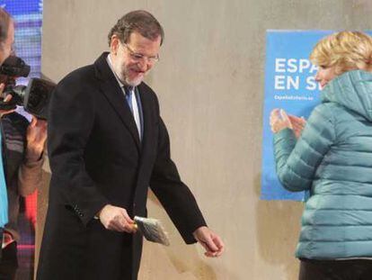Rajoy en el incicio de la campaña.