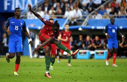 El jugador luso guineano Eder marcó gol con un disparo desde fuera del área en el minuto 109, con el que sentenció la final en la que apenas hubo juego