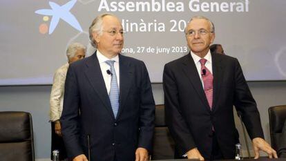 El presidente del grupo La Caixa, Isidre Fain&eacute; (derecha), y su director general, Juan Mar&iacute;a Nin