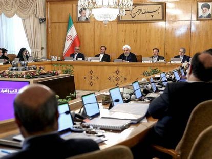 El presidente iraní, Hasan Rohani, preside este miércoles la reunión del Gobierno en Teherán. 