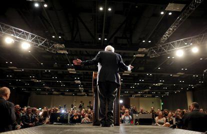 El candidato Demócrata y Senador Bernie Sanders da un mitin en Minneapolis, Minnesota.