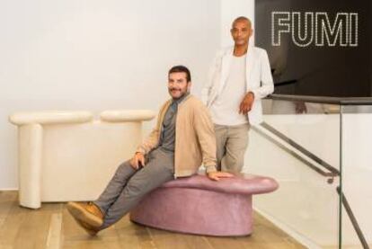 A la derecha, Valerio Capo (izquierda) y Sam Pratt, directores de Gallery FUMI.