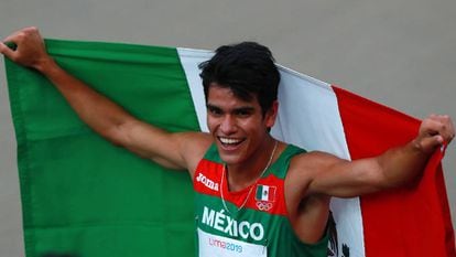 José Carlos Villarreal, al ganar su prueba en Lima.