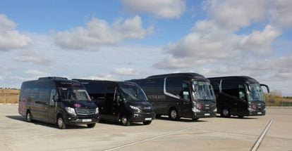 Autobuses y microbuses de la flota de Víctor Bayo.
