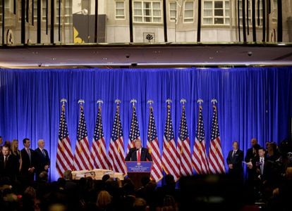 Trump comparece ante la prensa, en Nueva York.