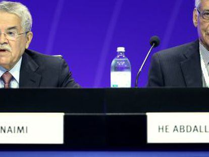 El ministro saud&iacute; Ali al Naimi, a la izquierda, particip&oacute; el mi&eacute;rcoles en Viena en un seminario previo a la reuni&oacute;n de la OPEP. 
 