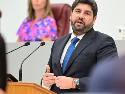 Fernando López Miras, durante el debate de este jueves en Cartagena (Murcia).