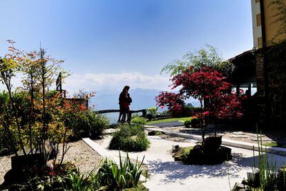 Jardín de Fuente la Lloba, un restaurante japonés en la Asturias interior