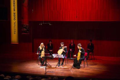 El Sollazzo Ensemble durante el segundo de los conciertos que ha ofrecido esta semana en el Festival de Música Antigua de Utrecht.