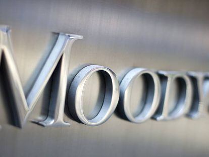 Moody's eleva la nota de la banca española