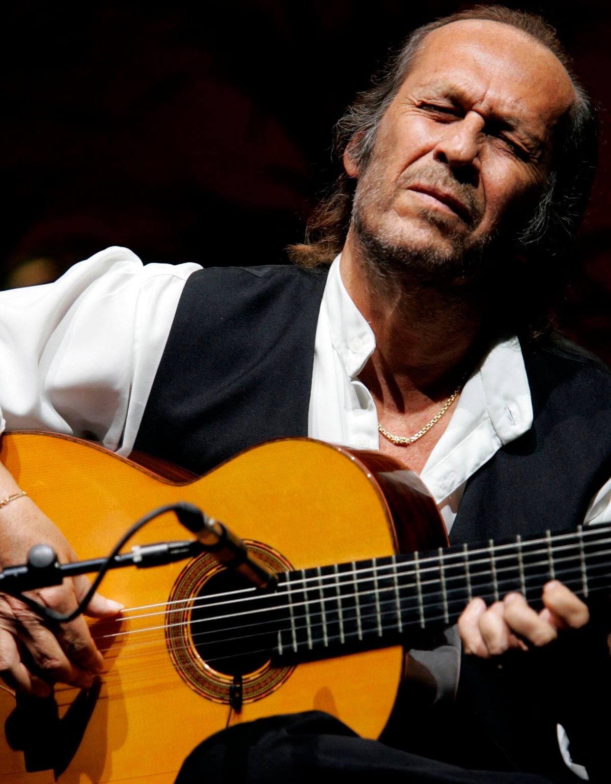 Испанский гитарист Пако де Лусия