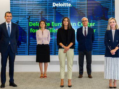 Deloitte crea un centro de asesoramiento para el fondo europeo
