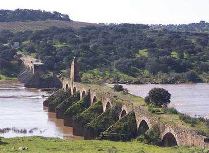 El Puente de Ayuda en Olivenza.