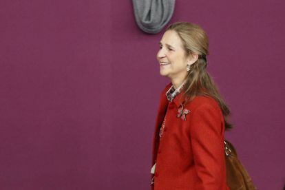 La Infanta Elena de Borbón durante la CSI3: Madrid Horse Week 2017 en Madrid.