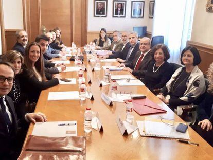 Reunión de la Comisión Mixta, integrada por el Colegio de la Abogacía de Barcelona, el Consell de l’Advocacia Catalana y el Tribunal Superior de Justícia de Catalunya