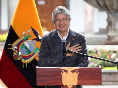 El presidente de Ecuador, Guillermo Lasso, durante el anuncio de este viernes en el Palacio de Gobierno.