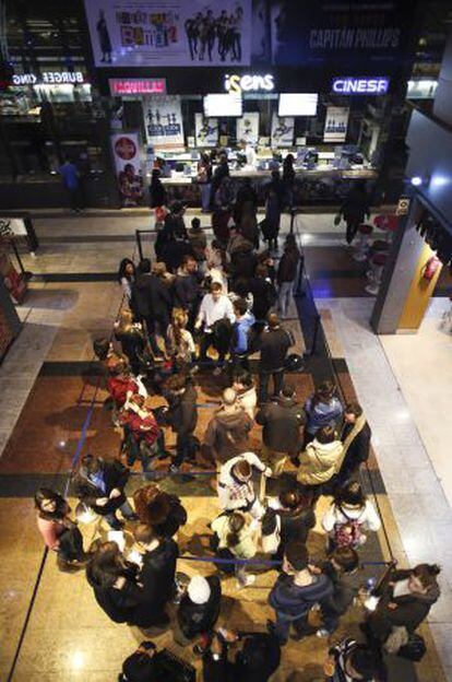 Colas en los madrile&ntilde;os cines Cinesa Pr&iacute;ncipe P&iacute;o.