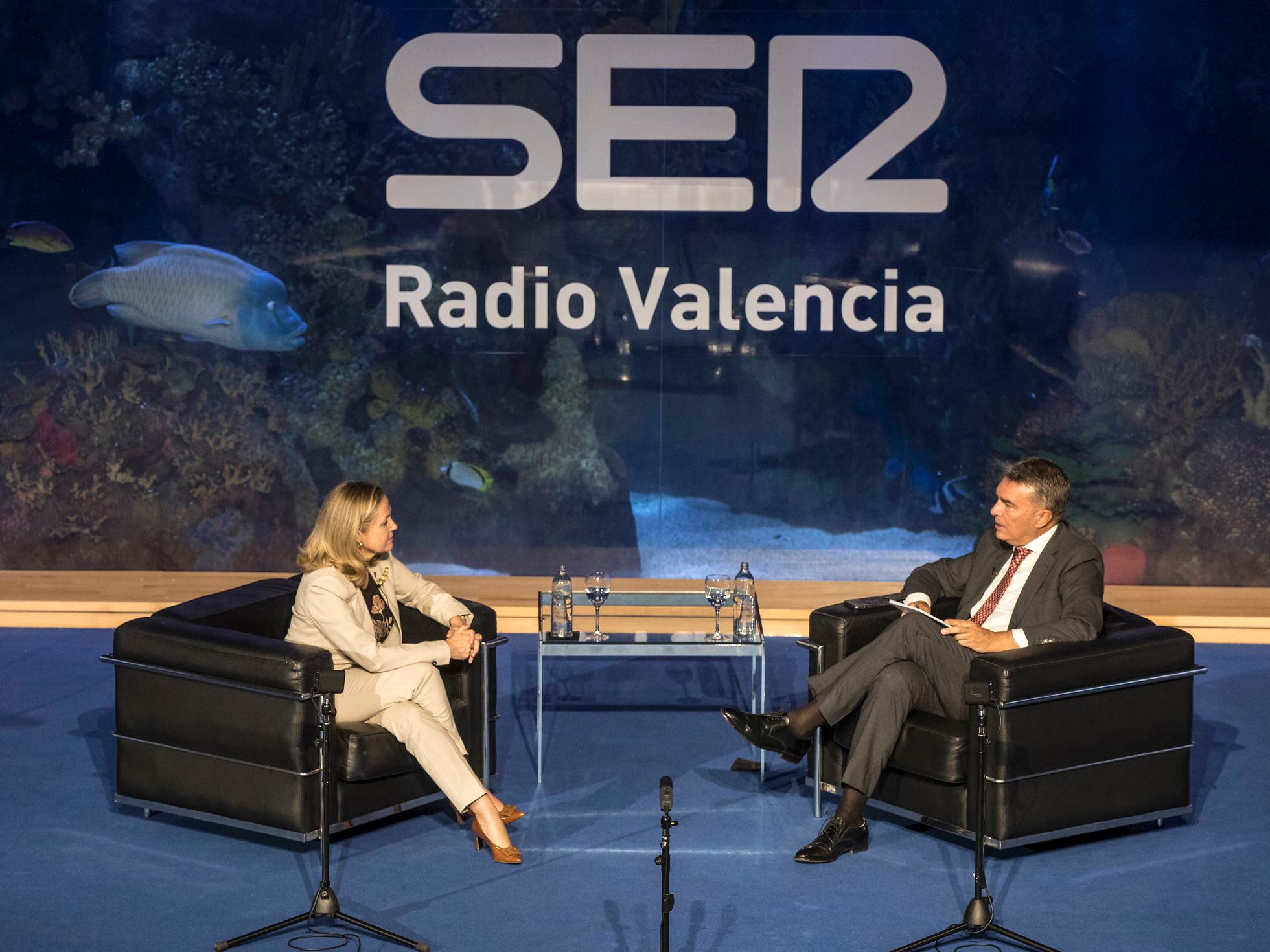 Radio Valencia Cadena SER celebra hoy su 90 aniversario con una gran gala | Comunidad España | EL PAÍS