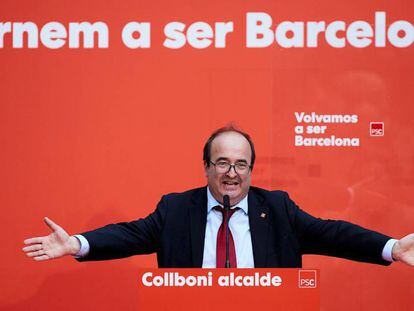 El líder de los socialistas catalanes, Miquel Iceta, en un acto de campaña en Barcelona. En vídeo, declaraciones de Carles Puigdemont del pasado lunes.