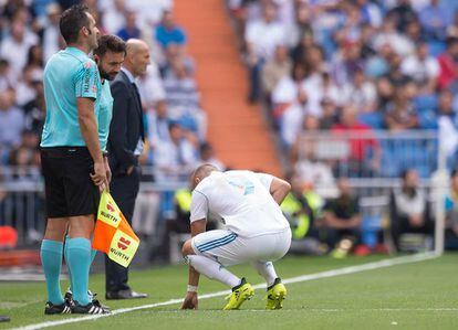 Benzema, durante un partido co nel Real Madrid.