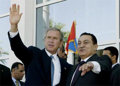 Bush y Mubarak, esta mañana en Sharm el Sheik.