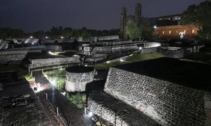 Vista general de la zona arqueológica de Tlatelolco en la Ciudad de México.
