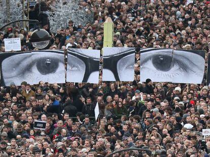 Manifestación de protesta en París el 11 de enero de 2015, cuatro días después del atentado contra la revista satírica Charlie Hebdo.