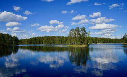 El lago Saimaa, con 15.000 km de línea costera y 14.000 islas.