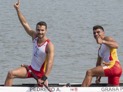Pedrero y Graña celebran el oro mundial en el C2-200.