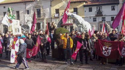 Concentración en la plaza de San Marcelo de León a favor de la autonomía de la región leonesa.