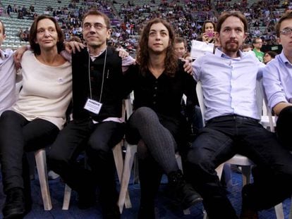 Luis Alegre, Carolina Bescansa, Juan Carlos Monedero, Tania González, Pablo Iglesias e Íñigo Errejón en el primer congreso de Podemos.