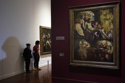 'La Deposición de Cristo', del pintor veneciano Tintoretto, en donde se utiliza la tintura de este insecto, muy usado en la época precolombina. 