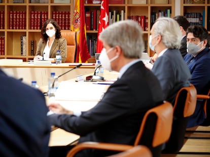 Ayuso preside este miércoles el Consejo de Gobierno, que vuelve a ser presencial.