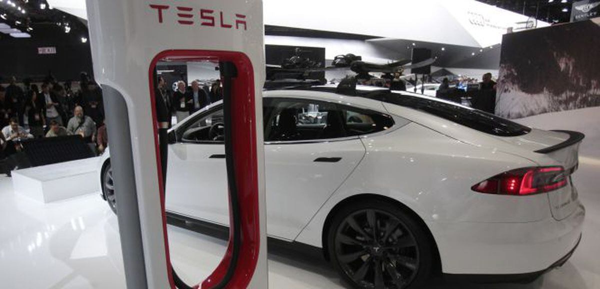 Detroit is right to give in to Tesla (this time).  opinion