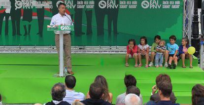 Iñigo Urkullu, ayer durante su intervención en Zarautz. 