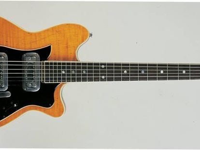 Una guitarra Maton Mastersound MS-500 como la que utilizó George Harrison.